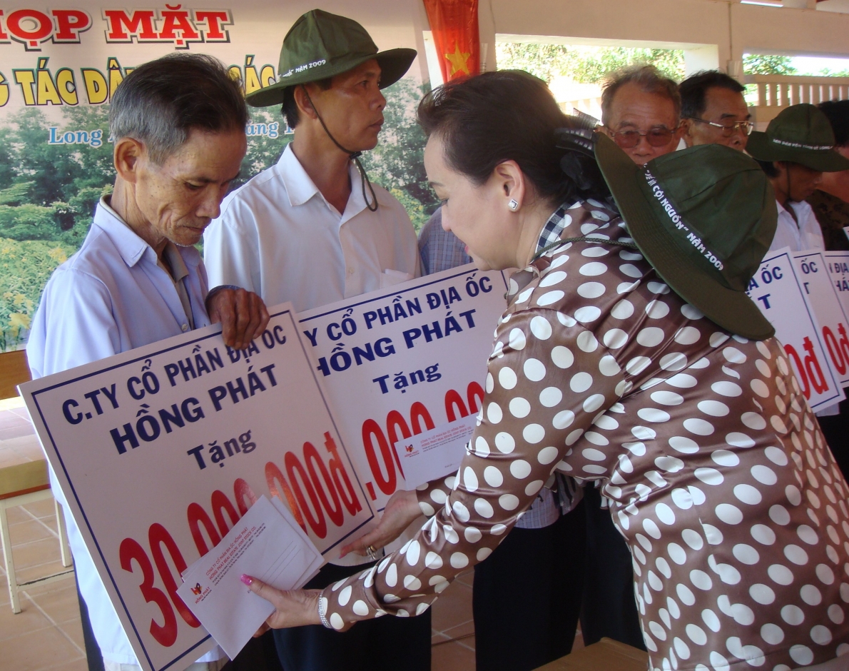 Tạo điều kiện cho Công ty Hồng Phát tiếp tục triển khai dự án 