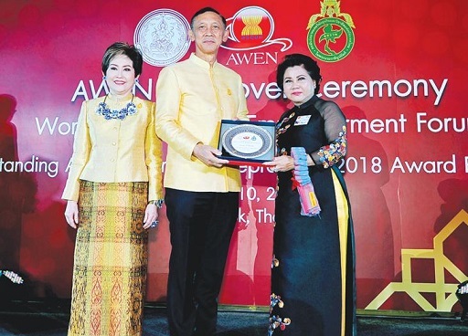 Bà chủ Khu công nghiệp Đại An giải bài toán ly nông bất ly hương cho người dân