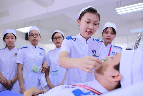 Bộ Giáo dục và Đào tạo công bố điểm sàn ngành Y