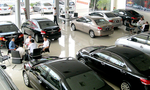 Các đại lý mở đặt hàng xe nhập khẩu trở lại nhưng chưa thể xác định chính xác thời điểm giao xe