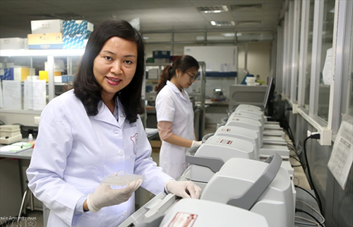 Chân dung nữ giáo sư duy nhất ngành Y học năm 2023