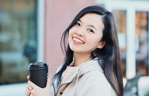 Nguyệt Anh khiến nhiều bạn trẻ ngưỡng mộ với bảng thành tích rực rỡ đã đạt được.