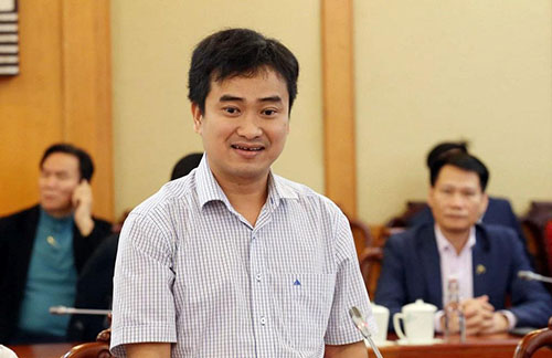 Tổng cục Hải quan xác minh, ông Phan Quốc Việt đứng tên giám đốc 11 công ty, trong đó có Công ty Việt Á đang bị điều tra về hành vi thổi giá kit test Covid-19