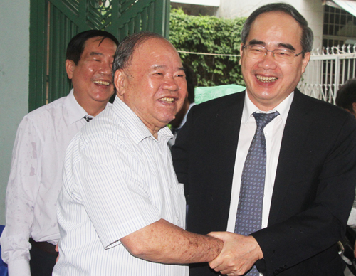 Cuộc gặp giữa ông Nguyễn Thiện Nhân và thầy hiệu trưởng cũ 