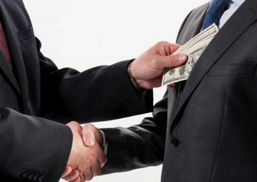 Doanh nghiệp Việt: Tác nhân và nạn nhân của tham nhũng