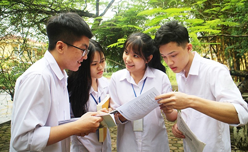 Học sinh chuyên không được thi học sinh giỏi ở môn chuyên