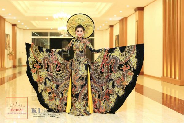 Á khôi 2 Hoa Khôi Doanh Nhân 2017 - Nguyễn Bảo Châu rạng rỡ mọi góc nhìn