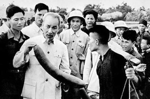 Tài ứng khẩu của Bác Hồ
