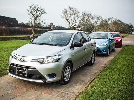 Toyota Việt Nam triệu hồi hơn 20.000 xe Vios, Yaris do lỗi túi khí 