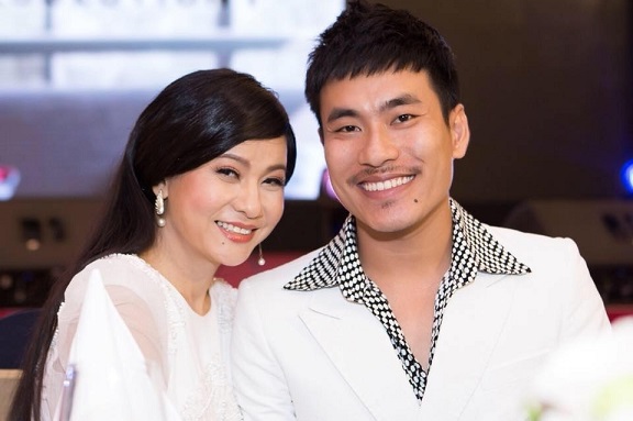 Những mối tình 'chị - em' showbiz Việt
