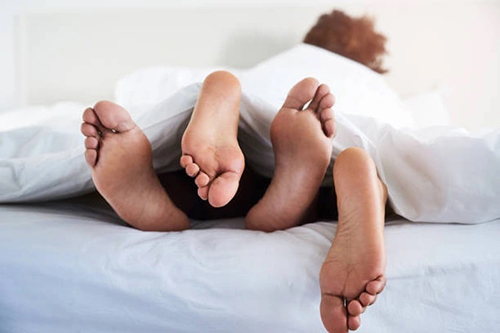 Làm ''chuyện ấy'' nhiều có khiến quý ông bị thận yếu?