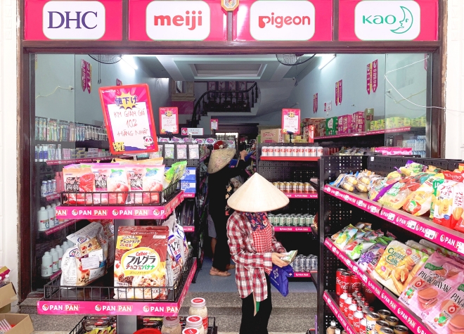 Người tiêu dùng Vĩnh Phúc trải nghiệm mua sắm tại cửa hàng nhật PanPan