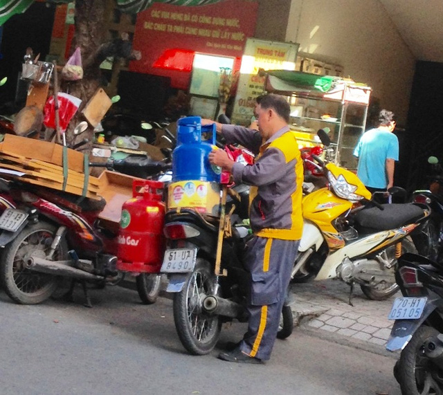 TPHCM: Giá gas giảm nhẹ vào tháng cuối năm