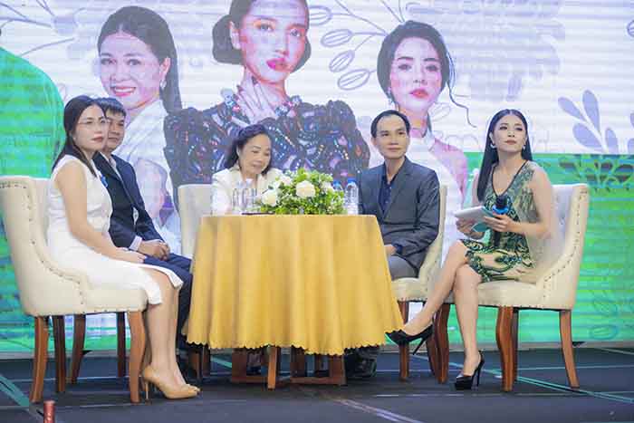 Bác sỹ cùng chuyên gia đánh giá cao thương hiệu Xuân Hồng