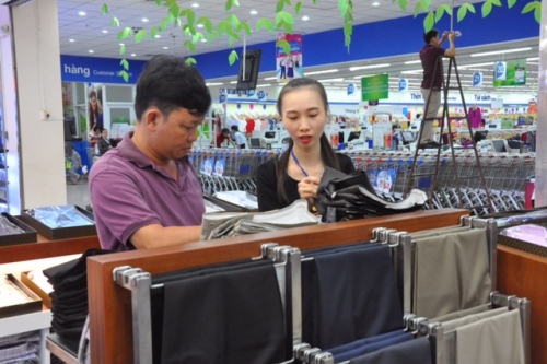 thị trường thời trang, hình ảnh thương hiệu, Tổng công ty 28, cửa hàng thời trang, Belluni, doanh nghiệp dẫn đầu, ngành dệt may Việt Nam, siêu chất liệu