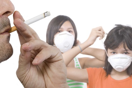 Bố hút thuốc, con cái có nguy cơ mắc hen suyễn cao gấp 3 lần