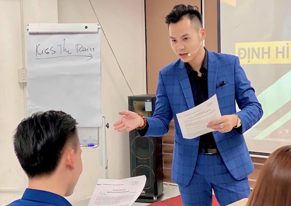 Chuyên gia Đặng Tiến Dũng