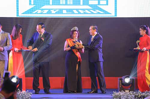 Đỗ Hoàng Mỹ Linh – Giám đốc Công ty Gốm sứ Mỹ Linh,