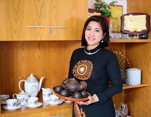 Đỗ Hoàng Mỹ Linh – Giám đốc Công ty Gốm sứ Mỹ Linh,