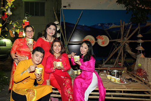 ''Hoàng tử bolero'' Đồng Thanh Tâm đồng hành cùng tiếng thơm Cây Thị