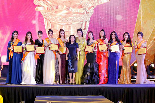 Lễ tôn vinh Bông hồng Quyền lực 2019