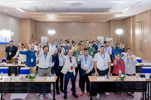 TS.BS Võ Văn Nhân đến Ấn Độ để chia sẻ kiến thức cho các bác sĩ nước bạn