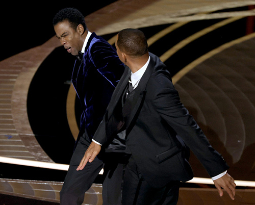 Will Smith bị cấm dự các lễ trao giải Oscar trong 10 năm sau vụ tát Chris Rock