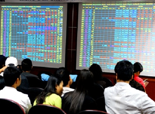 Cổ phiếu dầu khí và ngân hàng đỏ sàn, Vn-Index mất 12 điểm