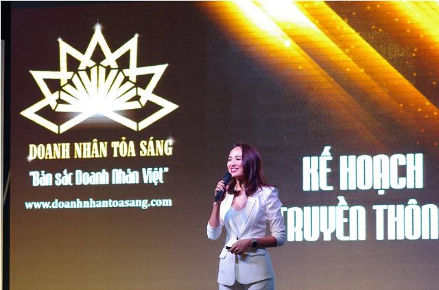 Hoa hậu Phan Thị Ngọc Diễm giới thiệu về kế hoạc truyền thông dự án Doanh Nhân Toả Sáng