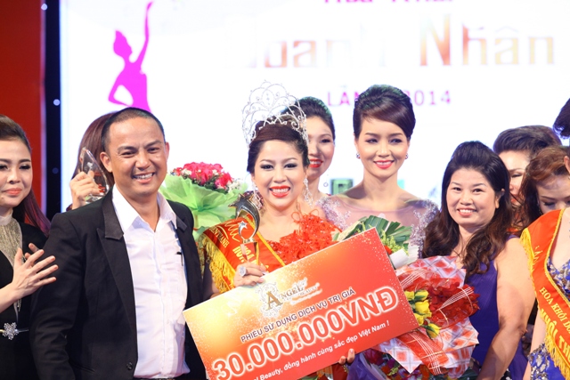 Hoa Khôi Doanh Nhân 