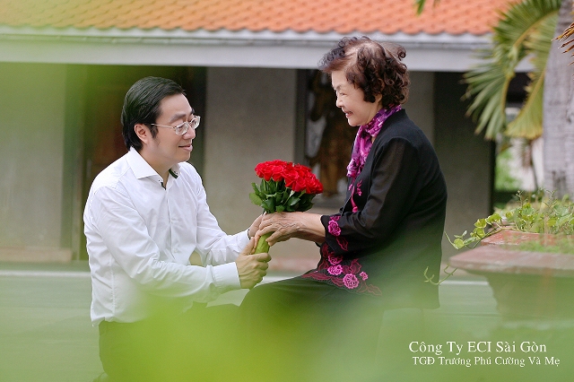 Hạnh phúc khi còn mẹ