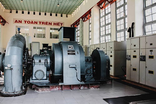 thủy điện Ankroet