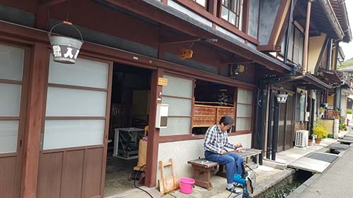Bình yên khu phố cổ Gujo Hachima