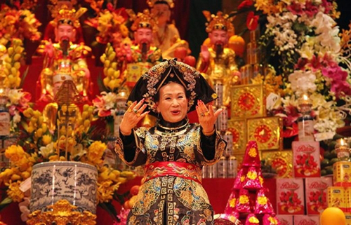 tứ phủ thờ những vị thần nào