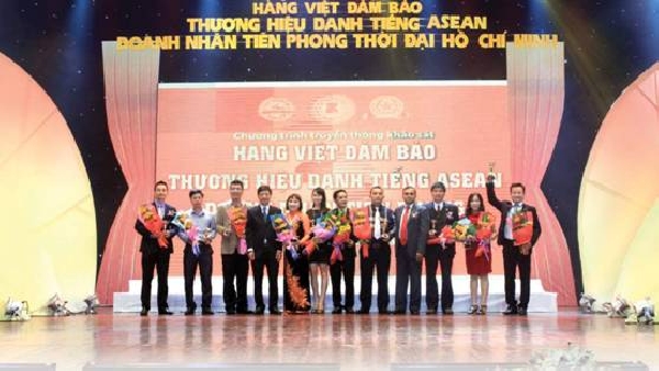 Phát động chương trình doanh nhân cống hiến – Thương hiệu uy tín chất lượng 2016.