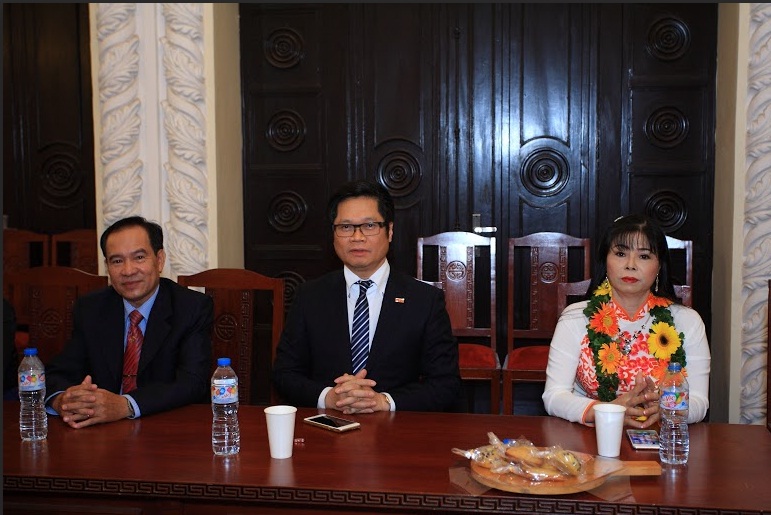 quê lúa, Thái Bình, chị Hai Năm Tấn, đảm đang, dũng cảm, thời bình, nữ doanh nhân, cơn bão, doanh nghiệp Việt Nam, bờ vực phá sản, Công ty TNHH Hồng Phúc, bản lĩnh, ý chí