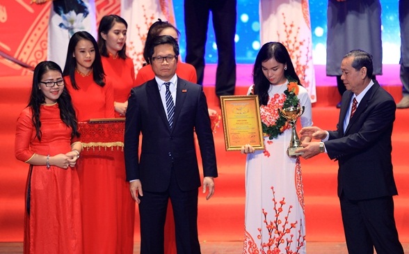 Thương hiệu vàng, thương hiệu vàng sản phẩm dịch vụ , thương hiệu vàng công nghiệp việt nam, thương hiệu vàng nông nghiệp việt nam , thương hiệu vàng thuỷ sản việt nam, thương hiệu vàng ngành y tế việt nam, thương hiệu vàng bạc đá quý việt nam, thương hiệu vàng quốc gia việt nam, thương hiệu vàng quốc tế, thương hiệu vàng hội nhập kinh tế quốc tế, thương hiệu vàng asean, thương hiệu vàng đông nam á, thương hiệu nhãn hiệu vàng việt nam , trang vàng thương hiệu việt nam, thương hiệu sao vàng đất việt, thương hiệu vàng du lịch việt nam, giải thưởng thương hiệu vàng sáng tạo việt nam, thương hiệu vàng xây dựng việt nam, thương hiệu vàng nội thất việt nam, thương hiệu vàng vàng, thương hiệu vàng du lịch dịch vụ việt nam, Thương hiệu vàng thực phẩm Việt Nam, thương hiệu vàng châu á thái bình dương, thương hiệu nhãn hiệu vàng việt nam, thương hiệu vàng ngành tóc việt nam, thương hiệu vàng nha khoa, nha khoa uy tín việt nam, spa uy tín việt nam, thương hiệu vàng spa việt nam, Thương hiệu vàng, logo và slogan ấn tượng, Thương Hiệu Vàng Uy Tín, thương hiệu vàng đất việt
