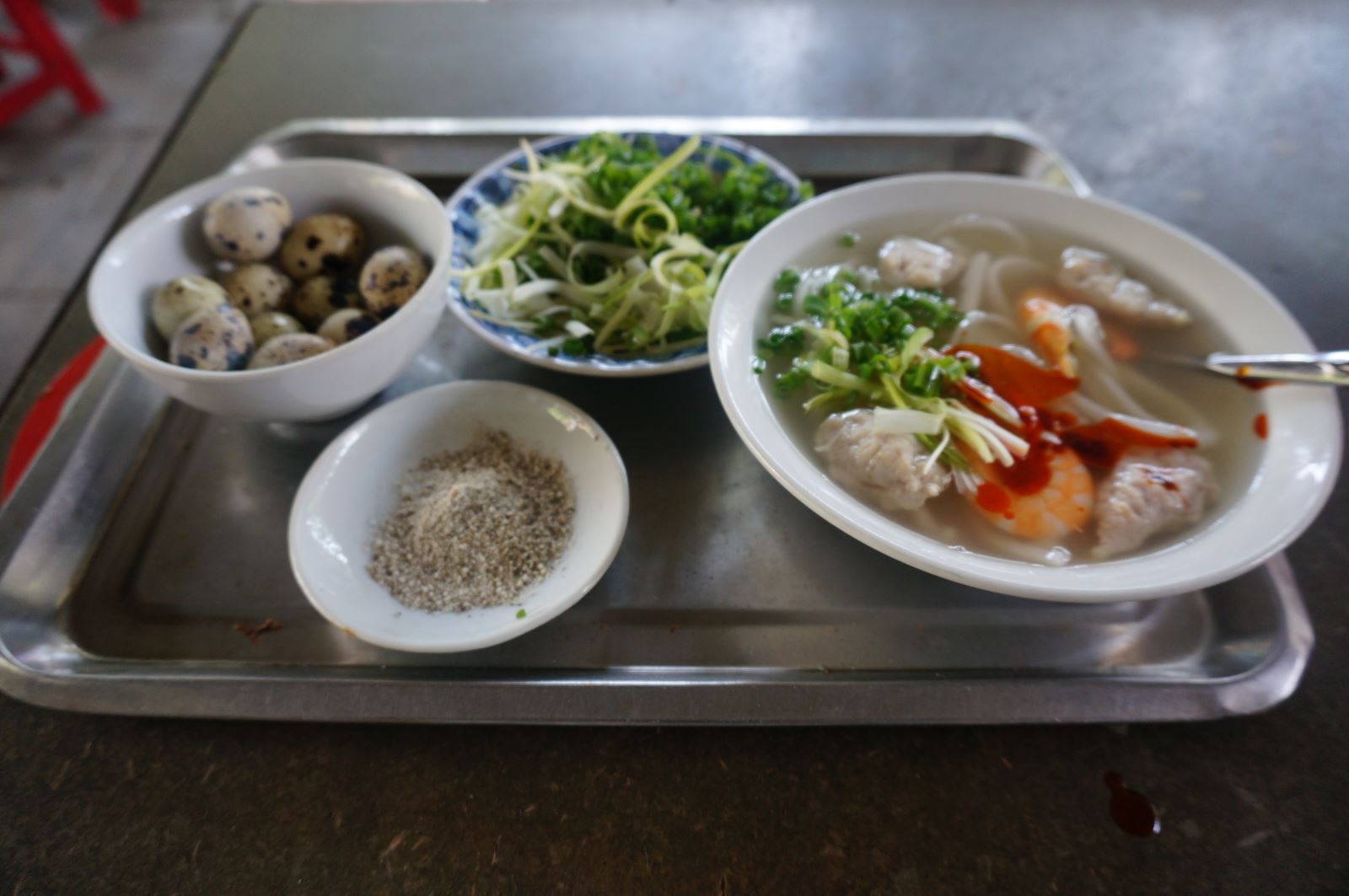 Bánh canh bà Đợi lừng danh xứ Huế