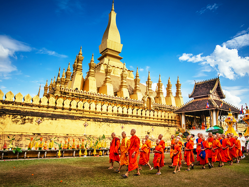 Đến với đất nước Triệu Voi.