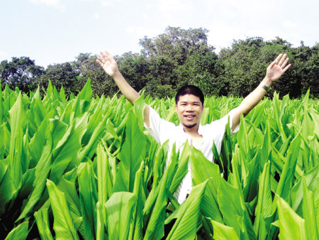 Công ty cổ phần Triệu Sơn (Triso Group), tuy mới thành lập từ năm 2008, nhưng những gì Triso Group đã và đang làm mang đầy niềm kiêu hãnh, tự tôn dân tộc.